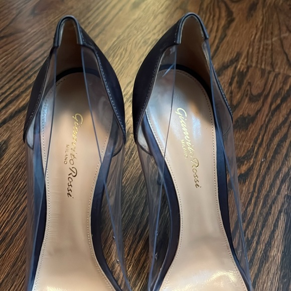 Gianvito Rossi Plexi Pumps - Picture 2 of 6